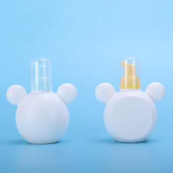 baby care shampoo bottle with capacity of 250ml