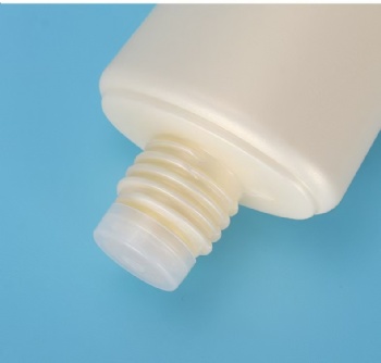 60ml small portable sunscreen gold cap plastic bottle