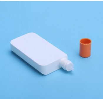 flat sunscreen bottle Primer bottle Squeeze bottle PE bottle 50ML