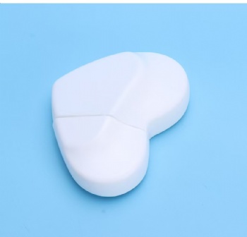 High-grade 50ml heart shape PE squeeze bottle Sunscreen bottle Hand cream bottle separate bottle